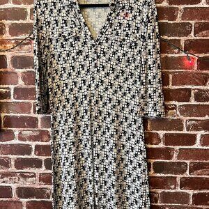 Madonna Geometric Retro Mod Shirt Dress - Black & White